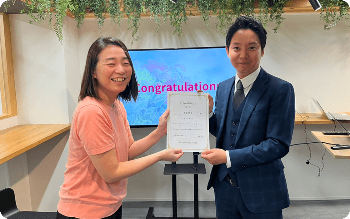 卒業生との記念写真