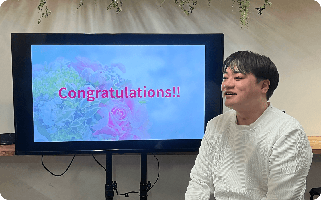 卒業生とのインタビュー写真